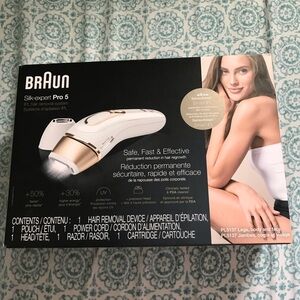 Braun Silk expert Pro 5 laser hair removal device